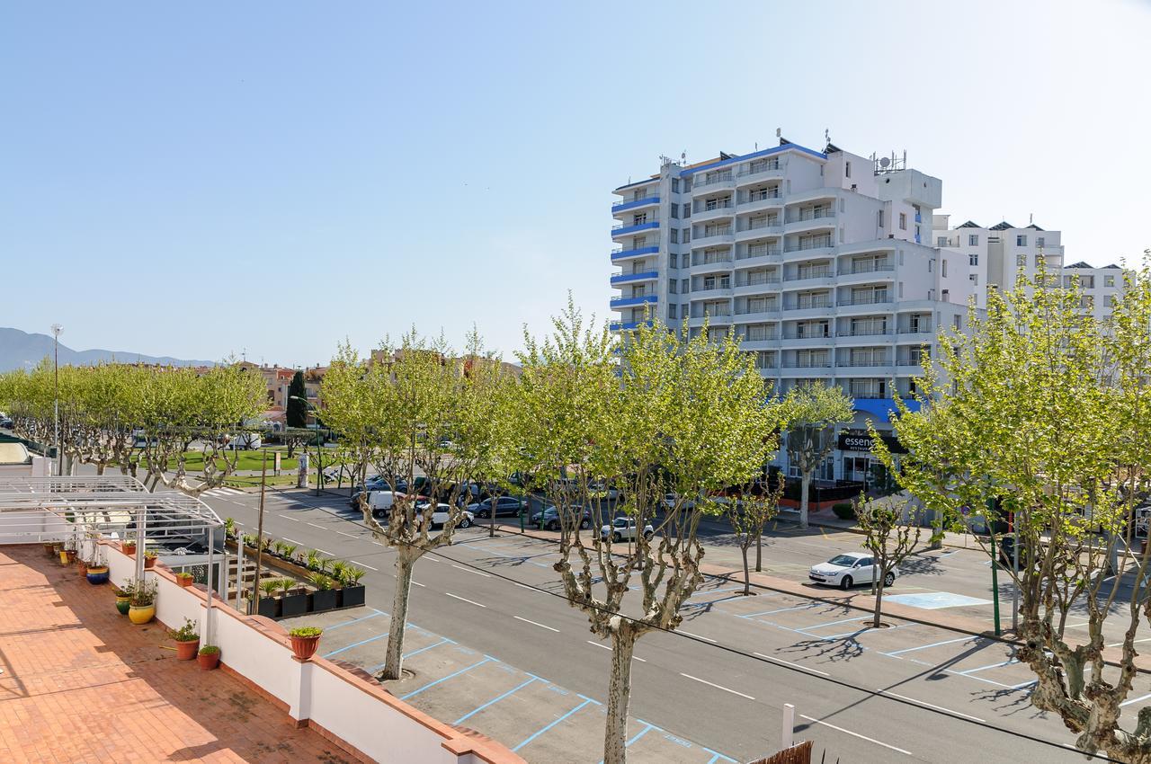 - Nº 10 Empuriabrava